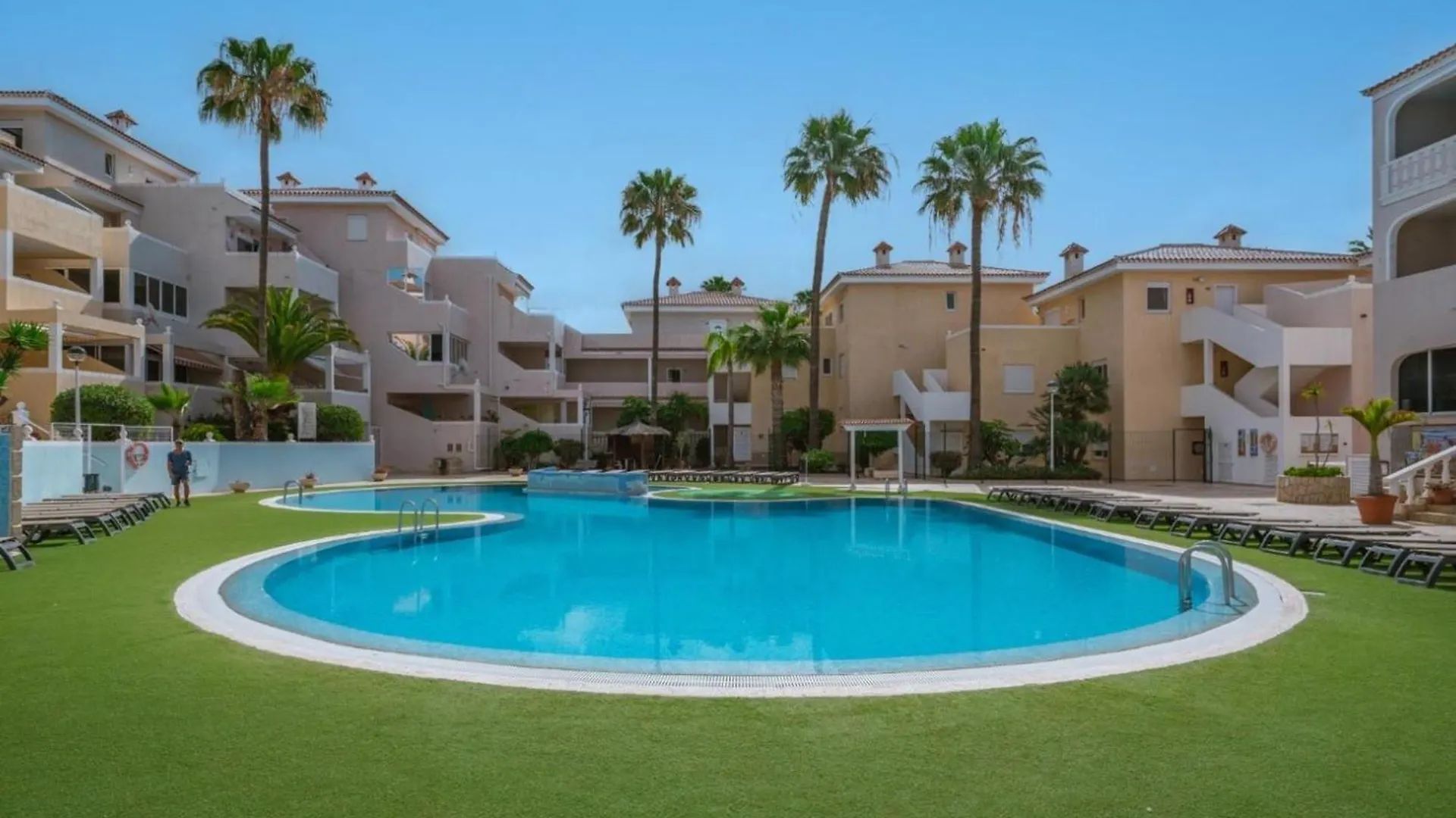 Amplio Apartamento Con Terraza Soleada, Piscina Y Wifi - Es-347-49 Arona