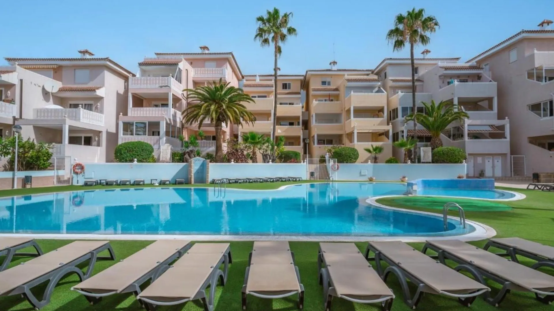 Lejlighed Amplio Apartamento Con Terraza Soleada, Piscina Y Wifi - Es-347-49 Arona