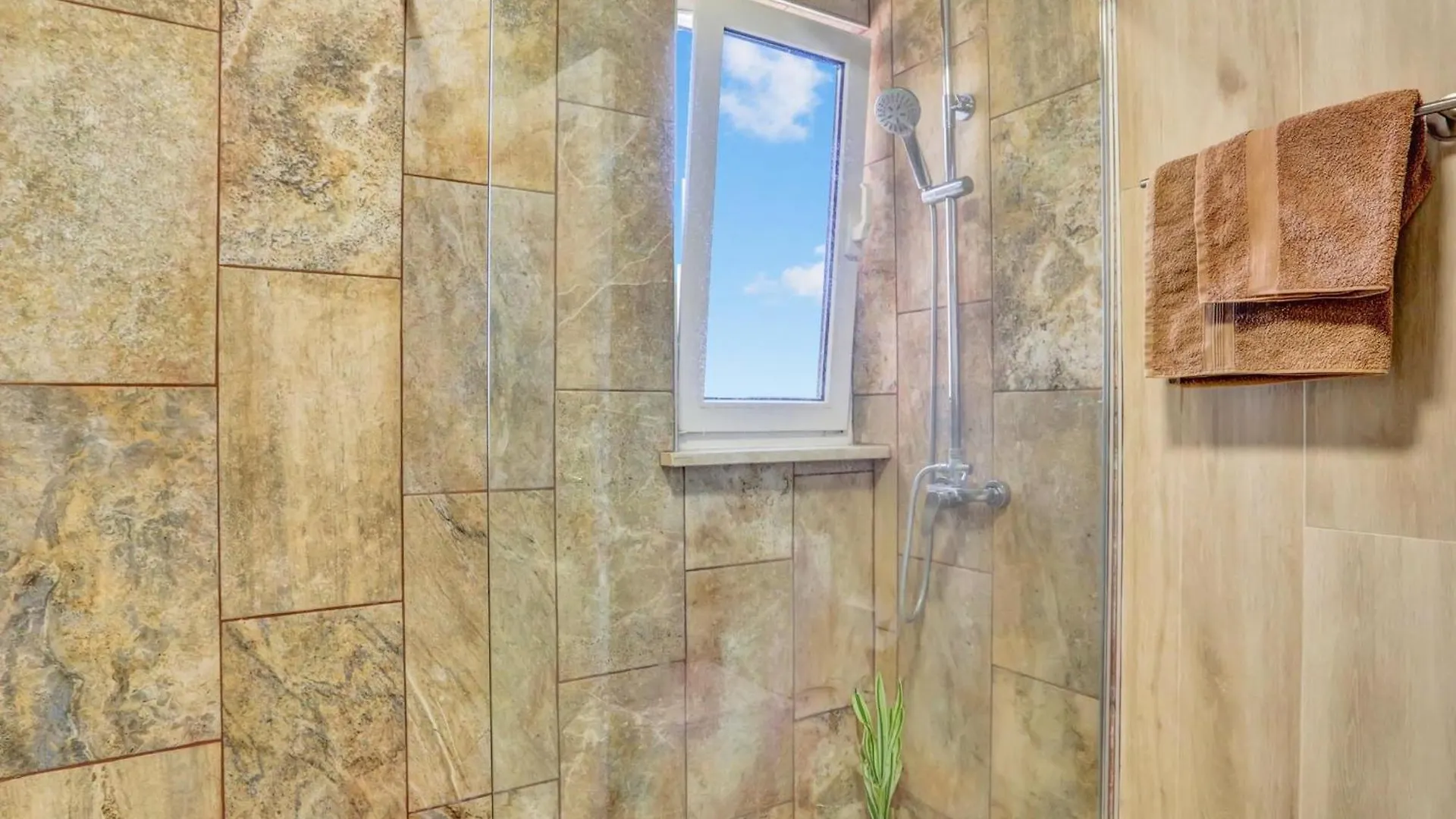 Amplio Apartamento Con Terraza Soleada, Piscina Y Wifi - Es-347-49 Arona  0*, Arona (Tenerife)